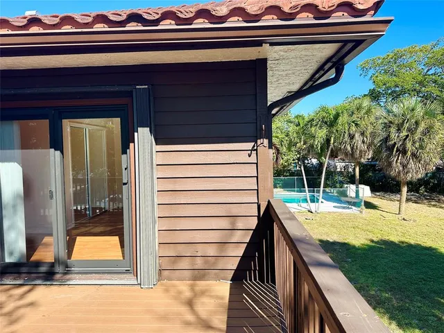 $2,700 | 444 Pine Circle, Unit 4, Boca Raton, FL 33432