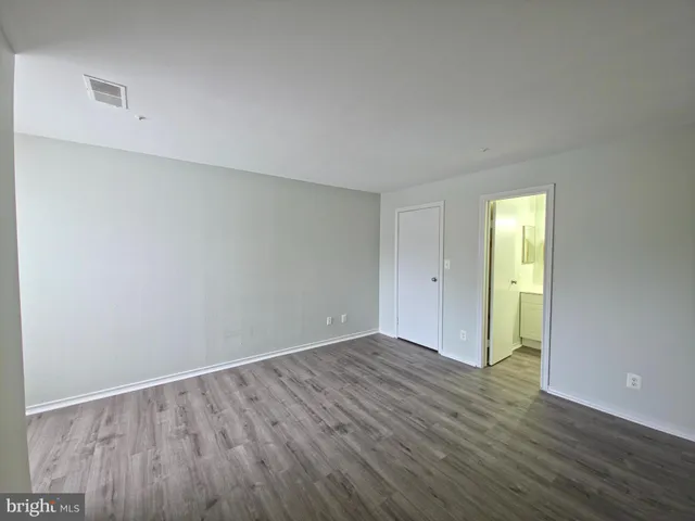 $225,000 | 18533 Boysenberry Drive, Unit 210, Gaithersburg, MD 20879