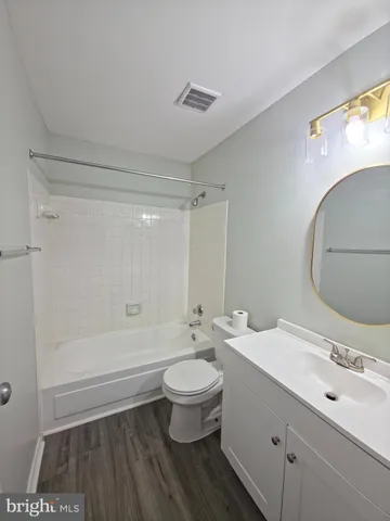 $225,000 | 18533 Boysenberry Drive, Unit 210, Gaithersburg, MD 20879