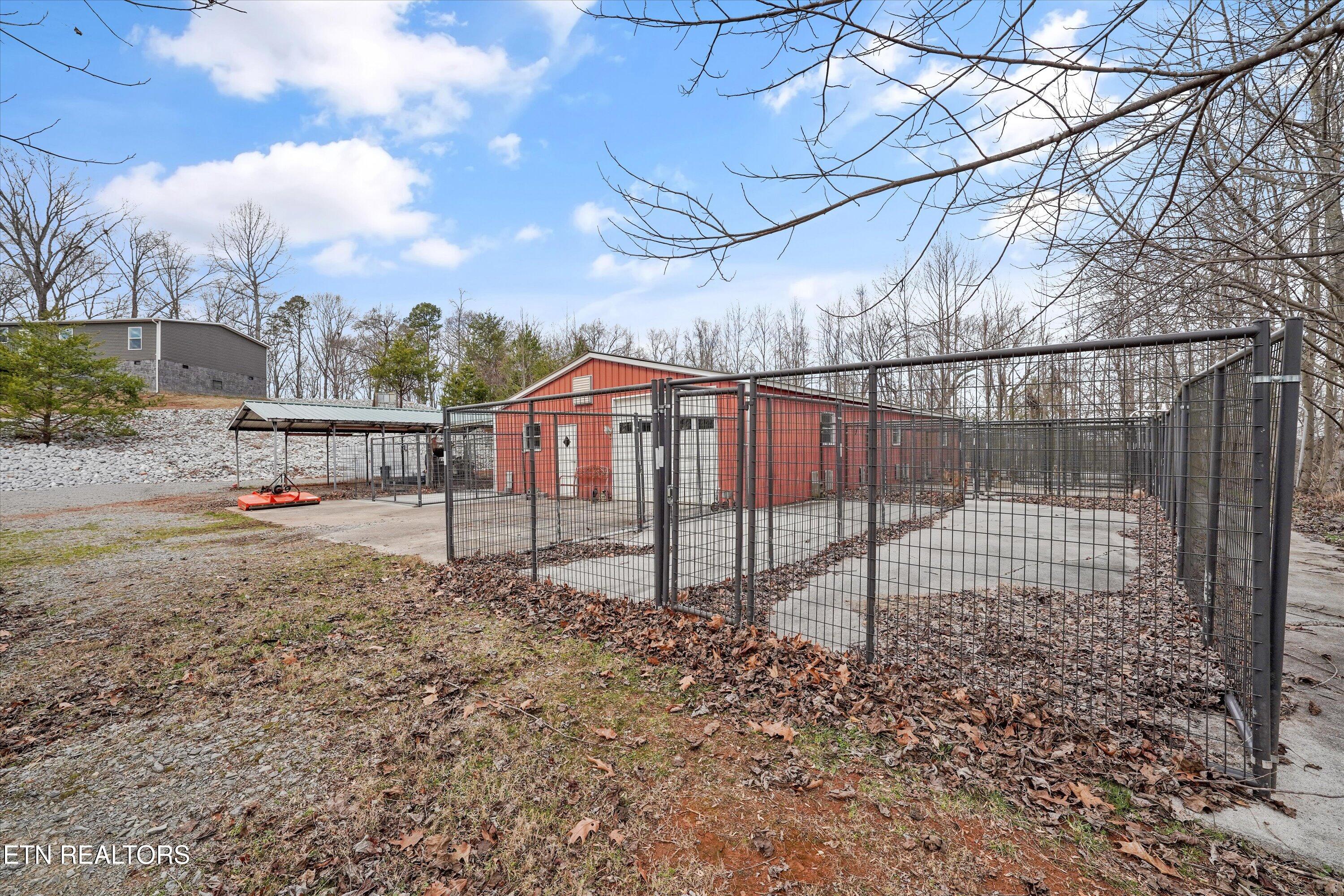 124 Lindsey Cemetery Road Madisonville, TN 37354 - Photo 32 of 60 10-124 Lindsey Cemetery Rd039