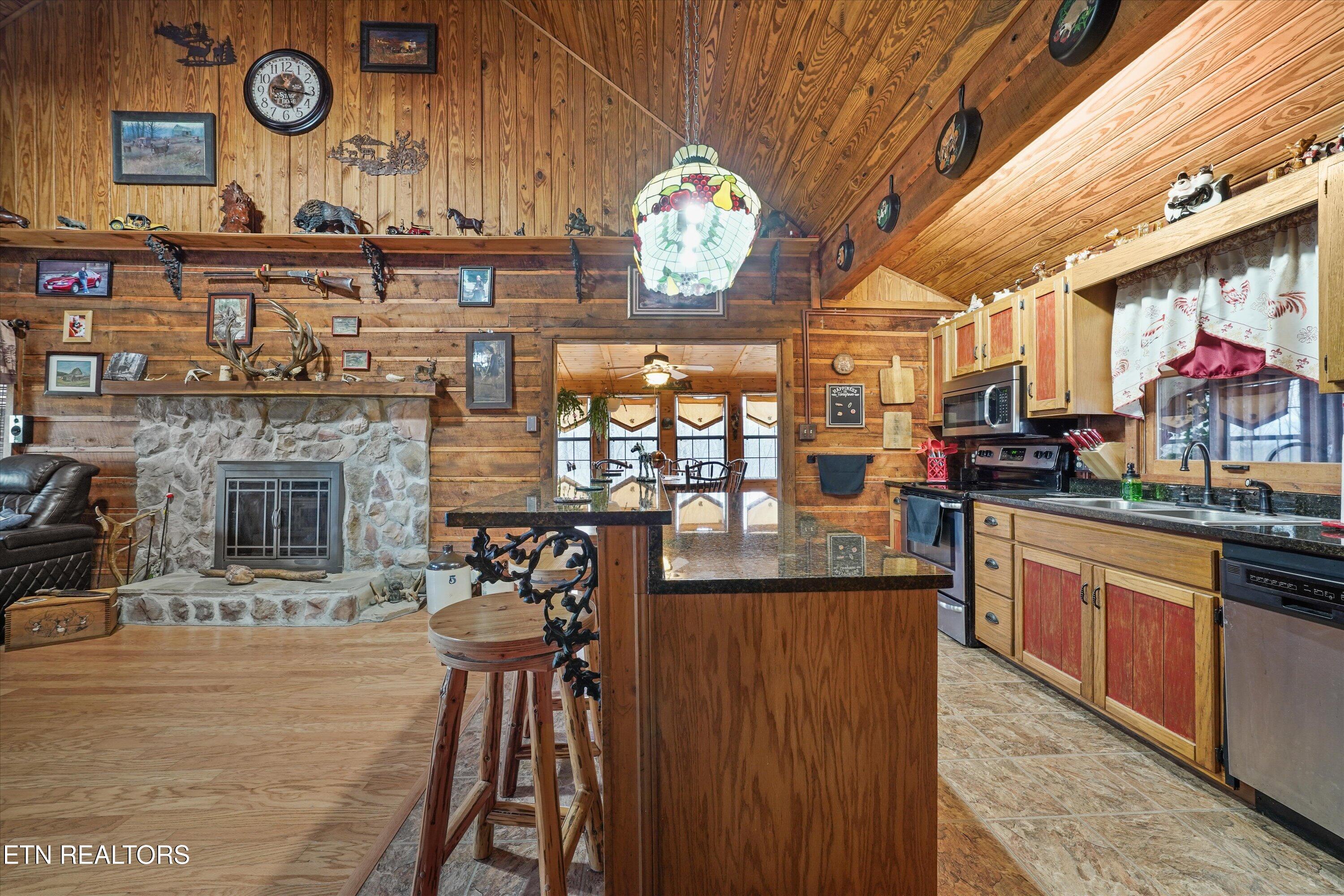 124 Lindsey Cemetery Road Madisonville, TN 37354 - Photo 6 of 60 32-124 Lindsey Cemetery Rd096