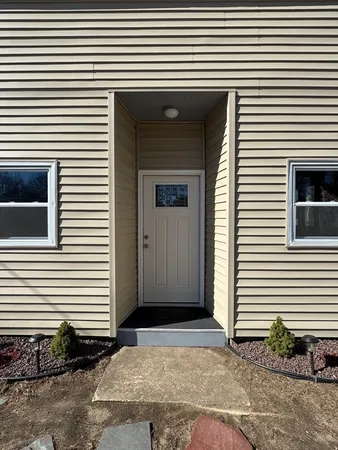 $324,000 | 98 Elijah Street, Springfield, MA 01109