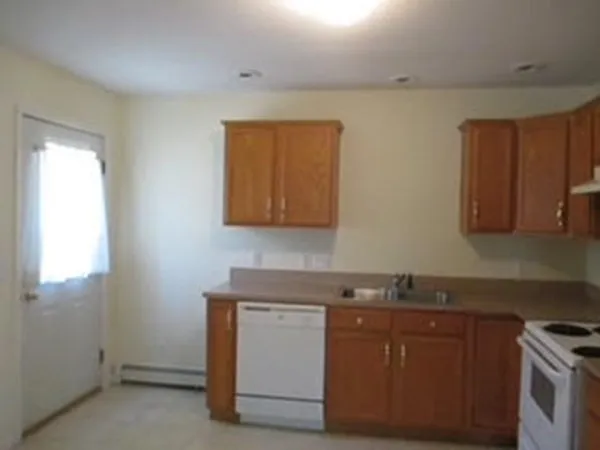 $649,000 | 832 Westhampton Road, Northampton, MA 01062