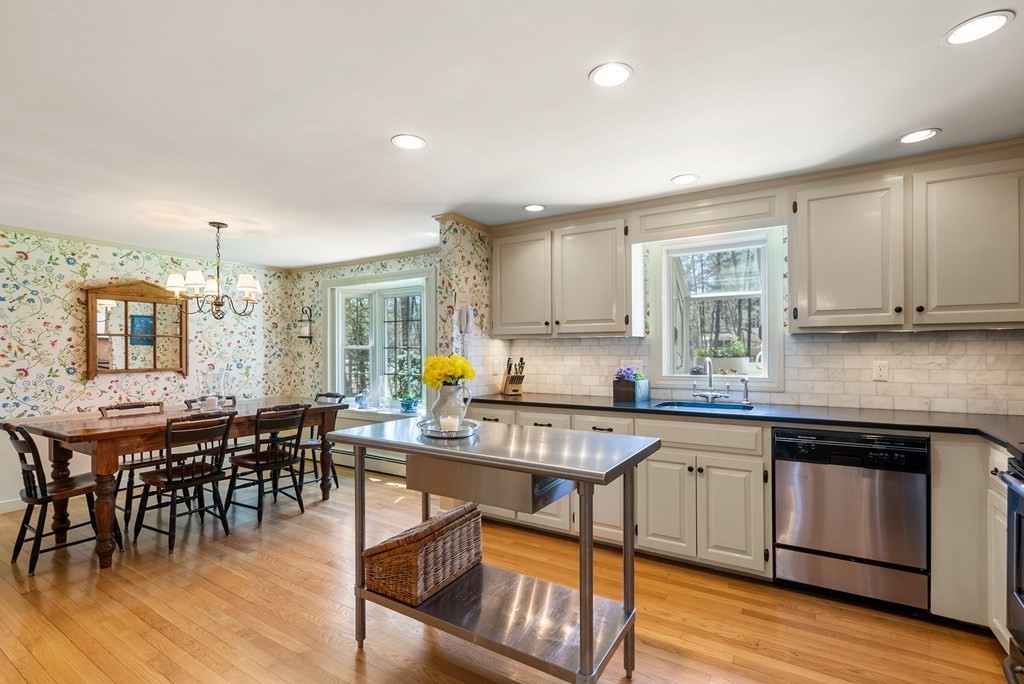 7 Balcom Road Sudbury, MA 01776 - Photo 5 of 26