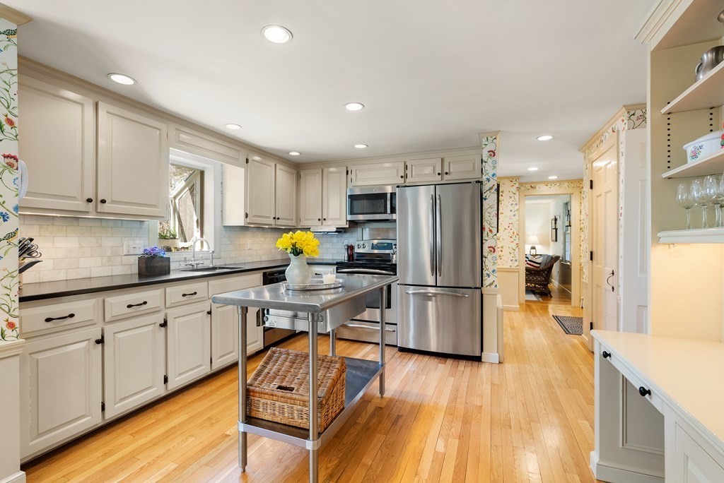 7 Balcom Road Sudbury, MA 01776 - Photo 6 of 26