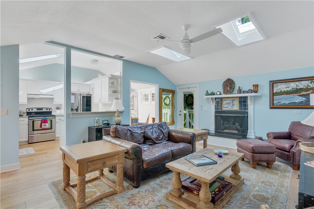 1971 Pebble Path Vero Beach, FL 32963 - Photo 4 of 36