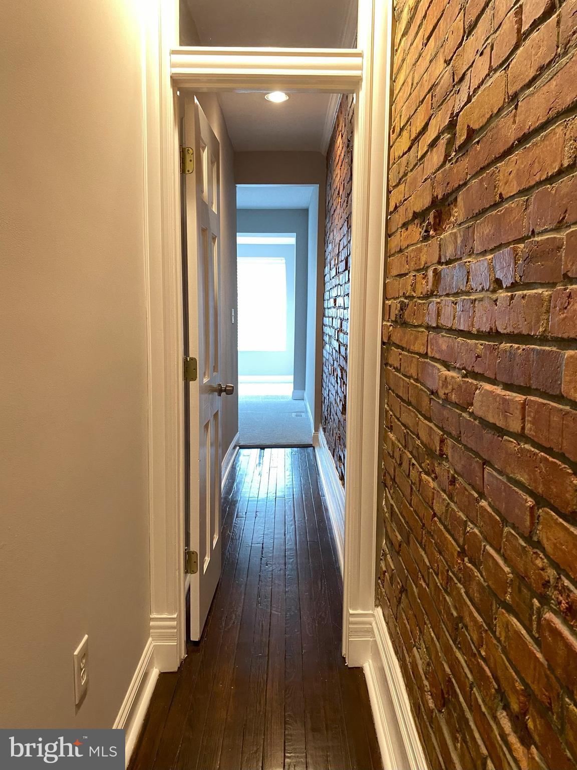 49 U Street Northwest Washington, DC 20001 - Photo 11 of 21 Primary Bed Entrance