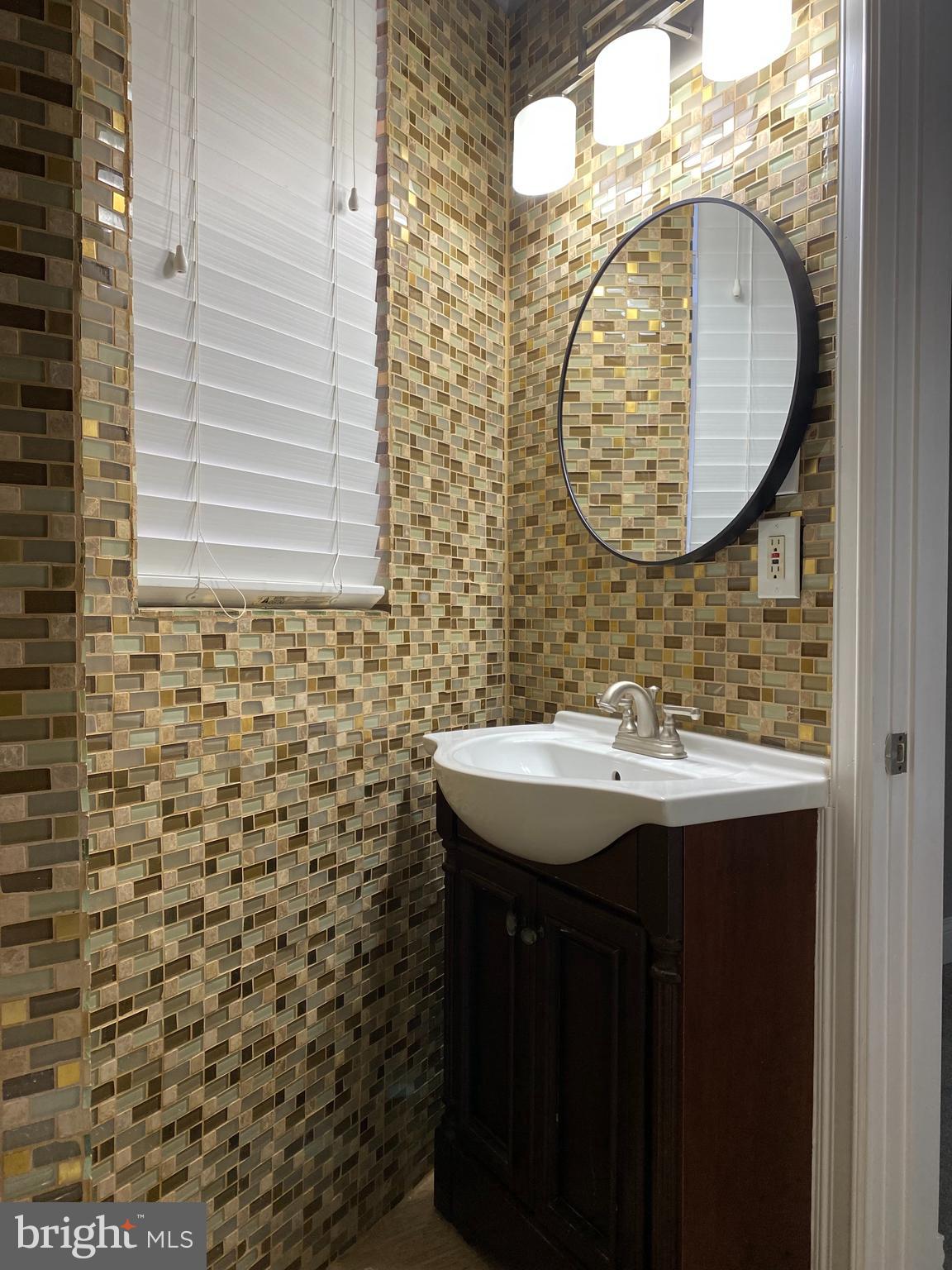 49 U Street Northwest Washington, DC 20001 - Photo 14 of 21 Primary Bath