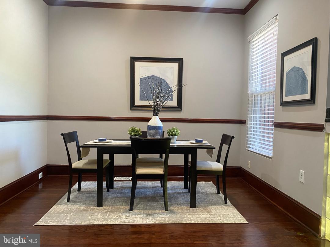 49 U Street Northwest Washington, DC 20001 - Photo 5 of 21 Dining Room