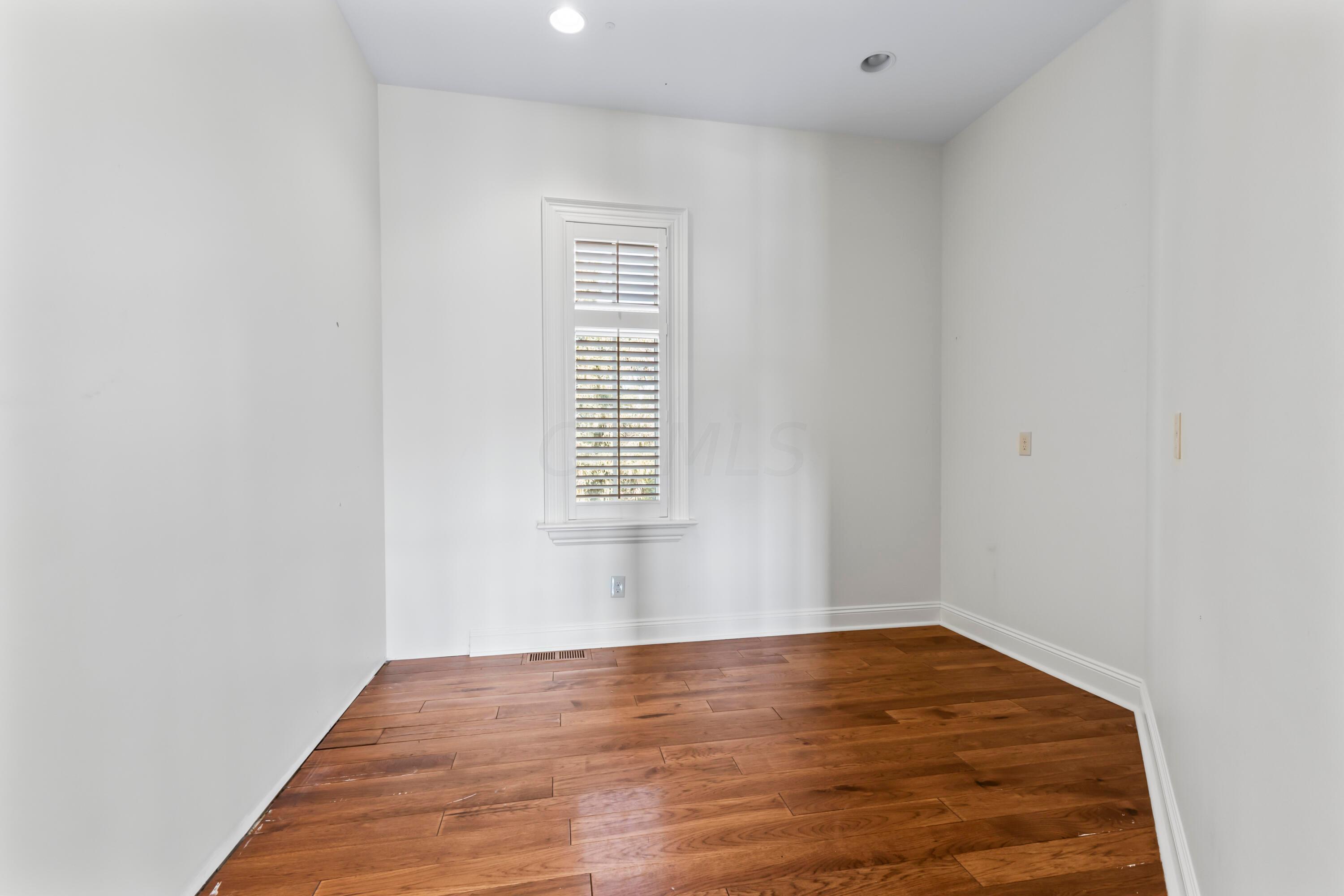 8850 Trimmer Road Centerburg, OH 43011 - Photo 44 of 99 45. Walk-In Pantry