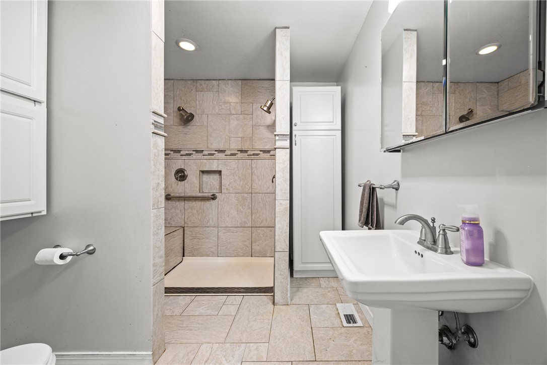 7437 Quarry Road Sodus, NY 14551 - Photo 17 of 50