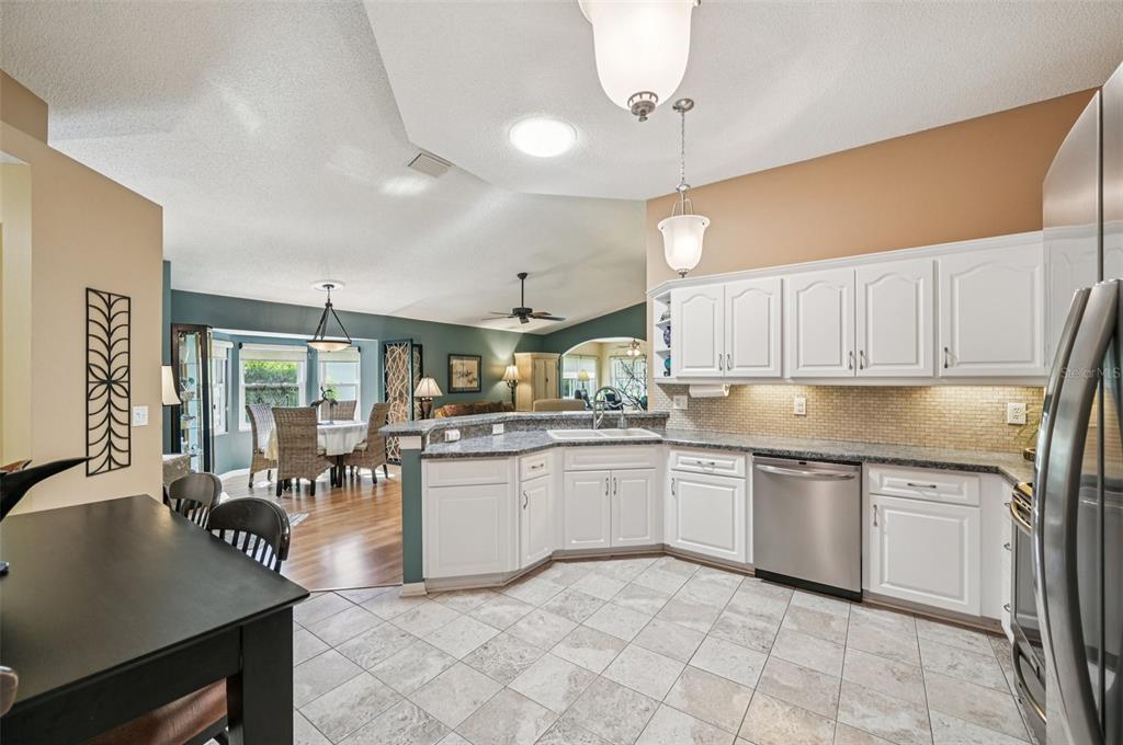 2467 Nantucket Harbor Loop, Unit 122 Sun City Center, FL 33573 - Photo 12 of 50