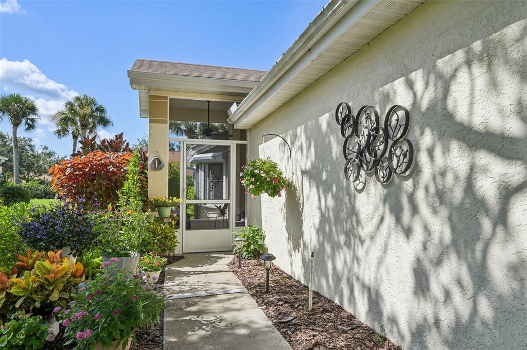 2467 Nantucket Harbor Loop, Unit 122 Sun City Center, FL 33573 - Photo 3 of 50