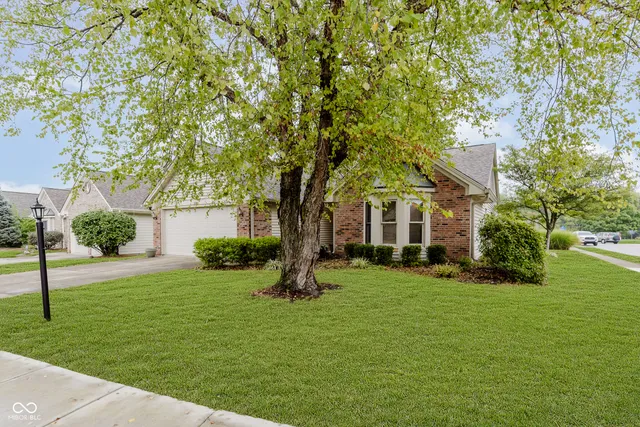 $269,900 | 7741 Hooper Strait Drive, Indianapolis, IN 46236