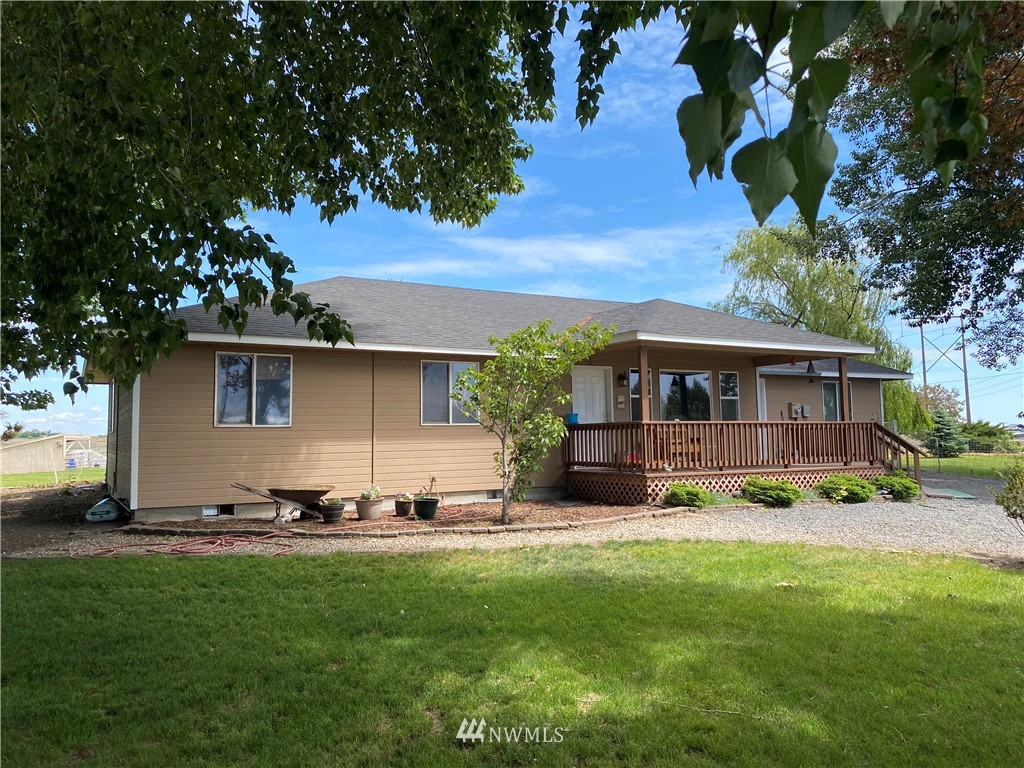 1253 Rd C Northeast Moses Lake, WA 98837 - Photo 16 of 39 Gallery Image 16