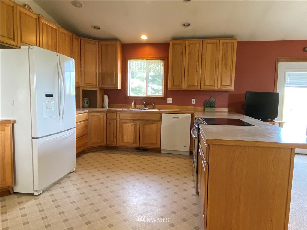 1253 Rd C Northeast Moses Lake, WA 98837 - Photo 28 of 39 Gallery Image 28