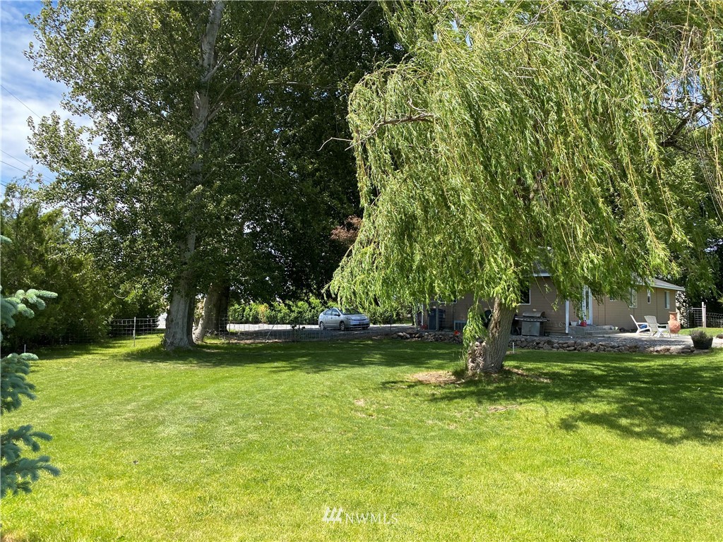 1253 Rd C Northeast Moses Lake, WA 98837 - Photo 10 of 39 Gallery Image 10