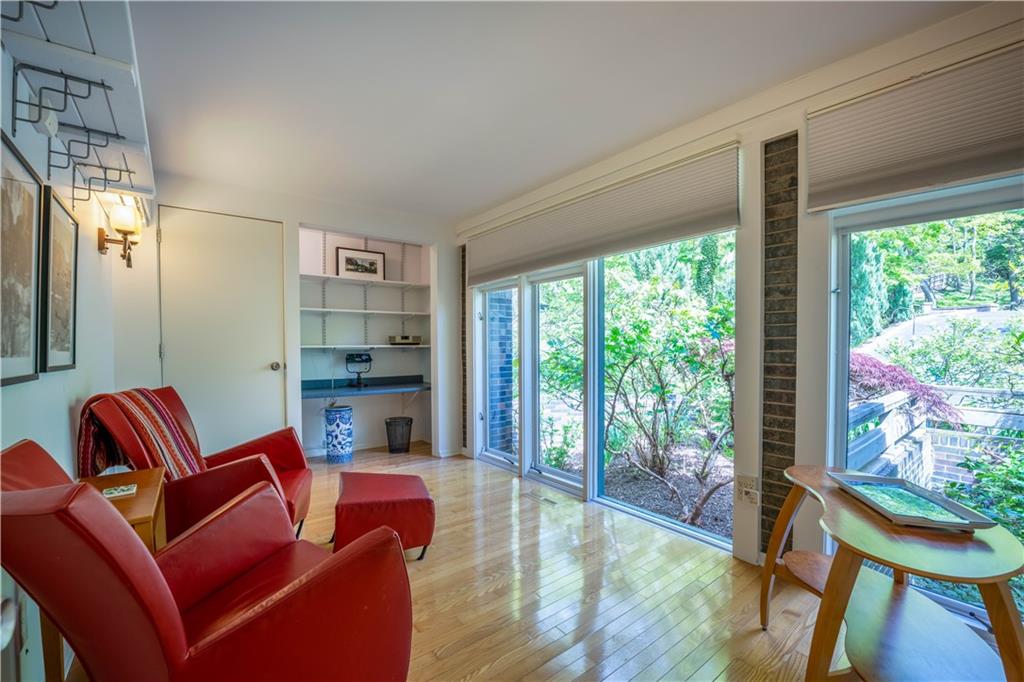90 Woodland Road Pittsburgh, PA 15232 - Photo 19 of 25 Gallery Image 19
