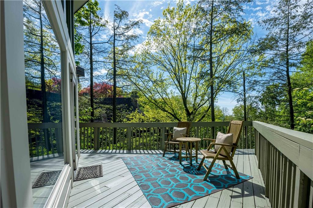 90 Woodland Road Pittsburgh, PA 15232 - Photo 22 of 25 Gallery Image 22