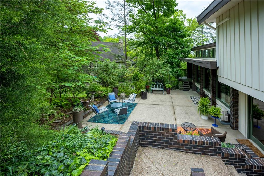 90 Woodland Road Pittsburgh, PA 15232 - Photo 23 of 25 Gallery Image 23