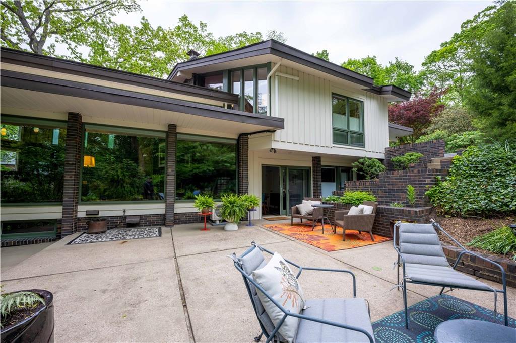 90 Woodland Road Pittsburgh, PA 15232 - Photo 24 of 25 Gallery Image 24