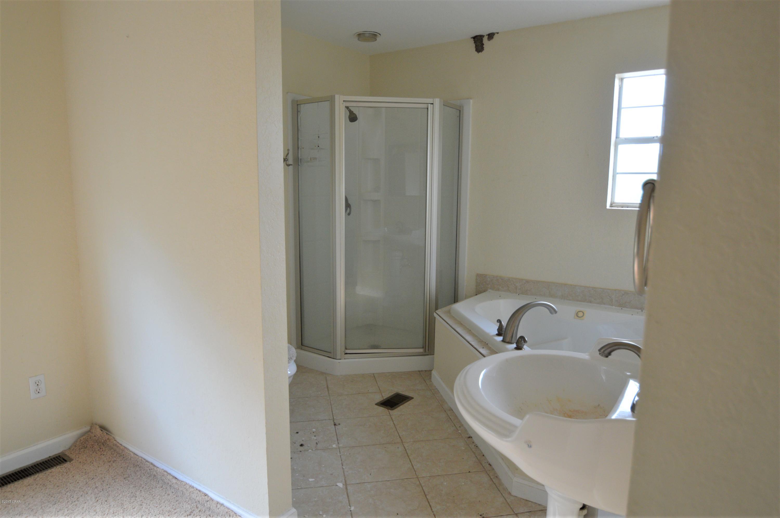1804 Snell Road Chipley, FL 32428 - Photo 8 of 20