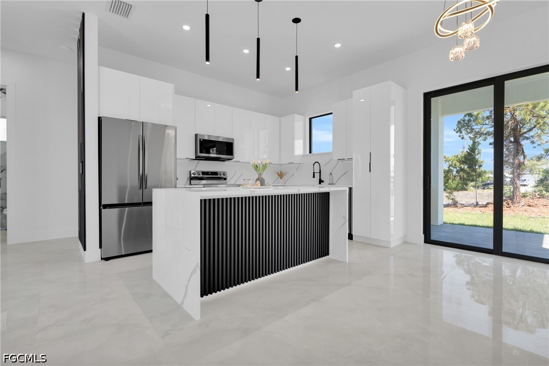 3406 29th Street Southwest Lehigh Acres, FL 33976 - Photo 5 of 50