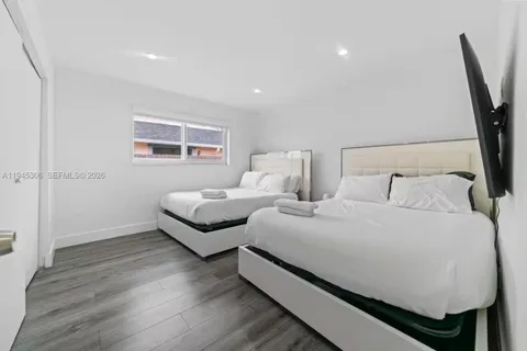 $895,000 | 700 Northwest 9th Court, Hallandale Beach, FL 33009