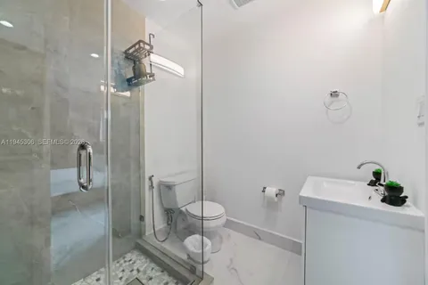 $895,000 | 700 Northwest 9th Court, Hallandale Beach, FL 33009