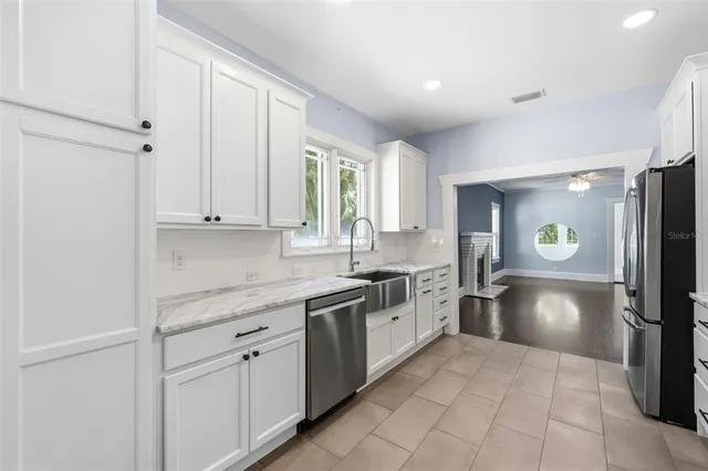 $4,000 | 313 23rd Avenue North, St. Petersburg, FL 33704