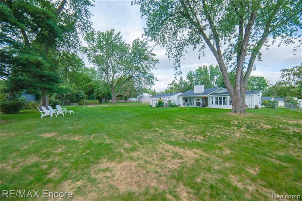 1082 Avon Manor Road Rochester Hills, MI 48307 - Photo 34 of 40