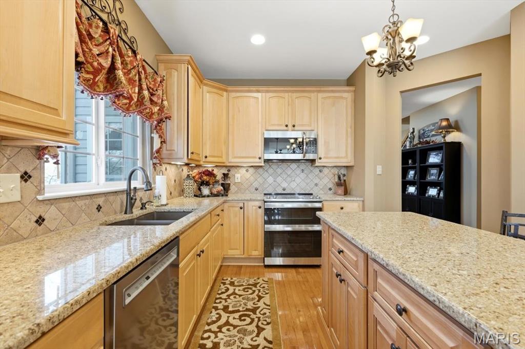 679 Grand View Ridge Court Eureka, MO 63025 - Photo 15 of 99 Gallery Image 15