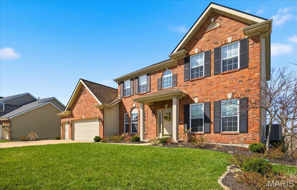 679 Grand View Ridge Court Eureka, MO 63025 - Photo 2 of 99 Gallery Image 2