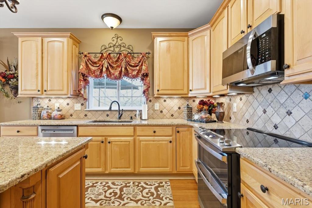 679 Grand View Ridge Court Eureka, MO 63025 - Photo 23 of 99 Gallery Image 23