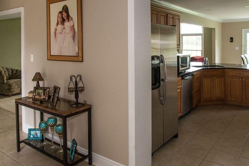 129 Valley Road Eighty Four, PA 15330 - Photo 13 of 25