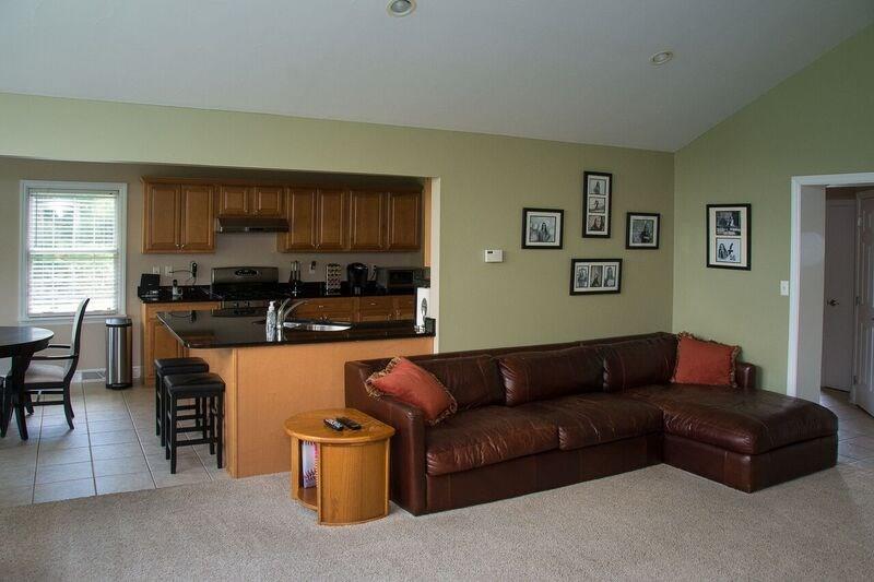 129 Valley Road Eighty Four, PA 15330 - Photo 5 of 25