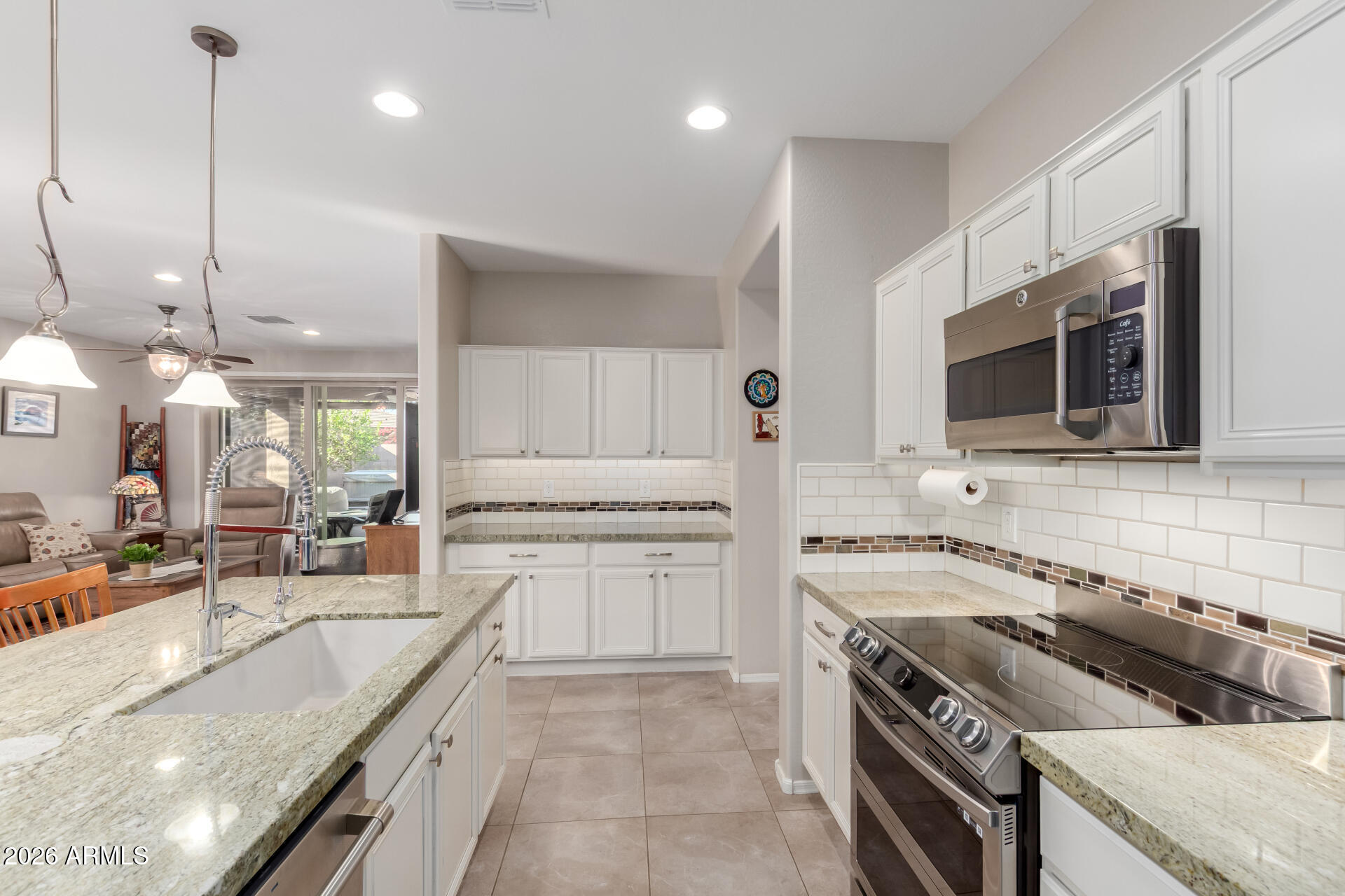 7730 South Reseda Street Gilbert, AZ 85298 - Photo 5 of 30 RESEDA STREET!