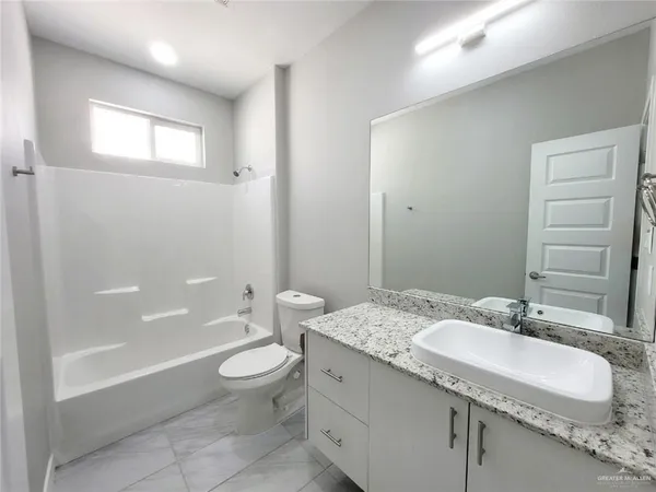 $1,025 | 3707 Las Vistas Lane, Unit 1, Weslaco, TX 78596