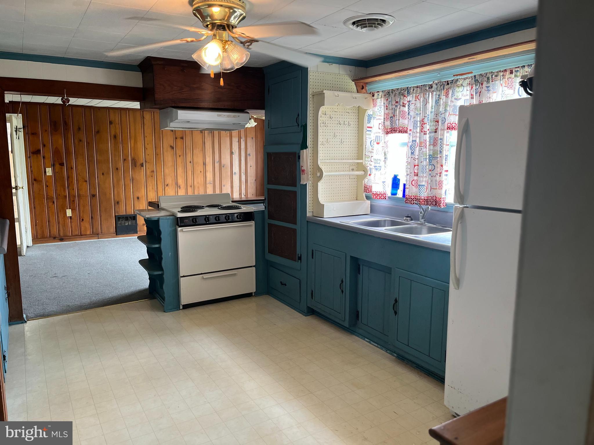 3240 Robbins Road Church Creek, MD 21622 - Photo 10 of 19 kitchen