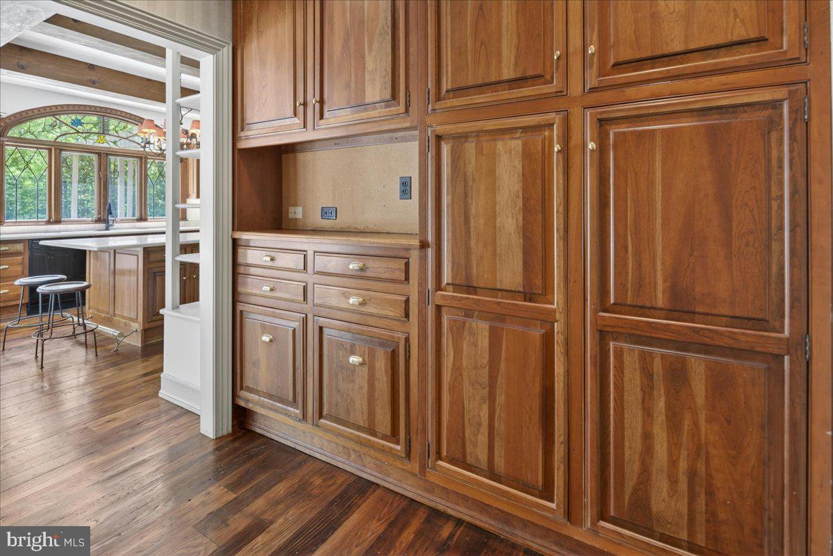 255 Arreton Road Princeton, NJ 08540 - Photo 29 of 65 a view of kitchen with wooden floor and cabinets