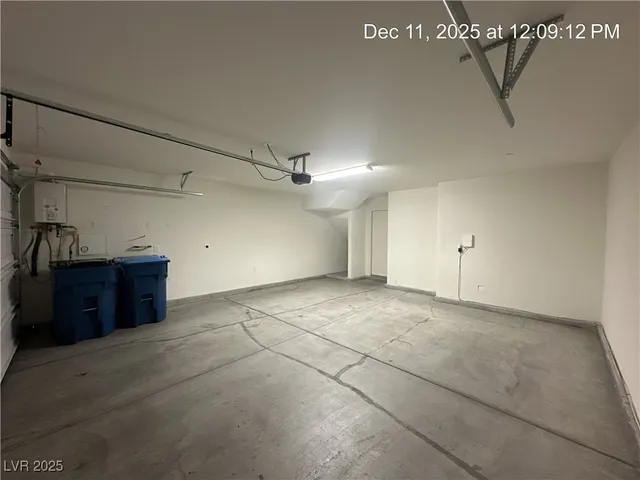 $2,487 | 177 Petaluma Valley Drive, Las Vegas, NV 89138