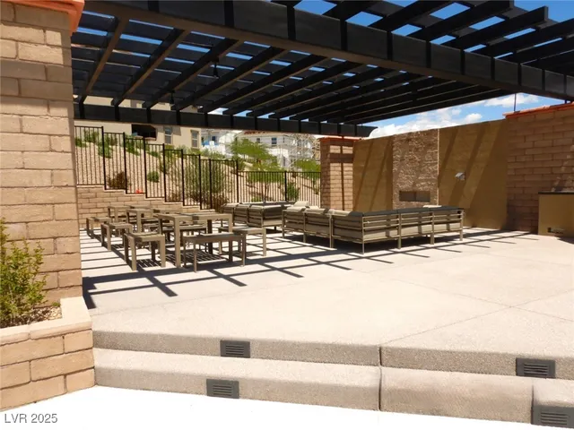 $2,487 | 177 Petaluma Valley Drive, Las Vegas, NV 89138