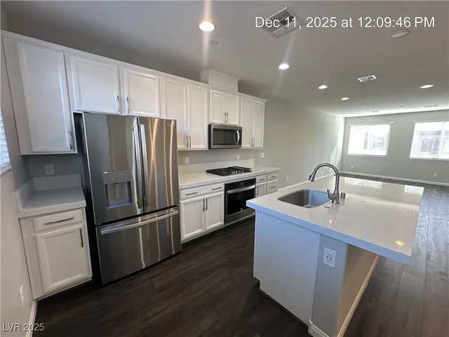 $2,487 | 177 Petaluma Valley Drive, Las Vegas, NV 89138