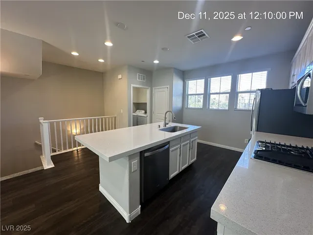 $2,487 | 177 Petaluma Valley Drive, Las Vegas, NV 89138