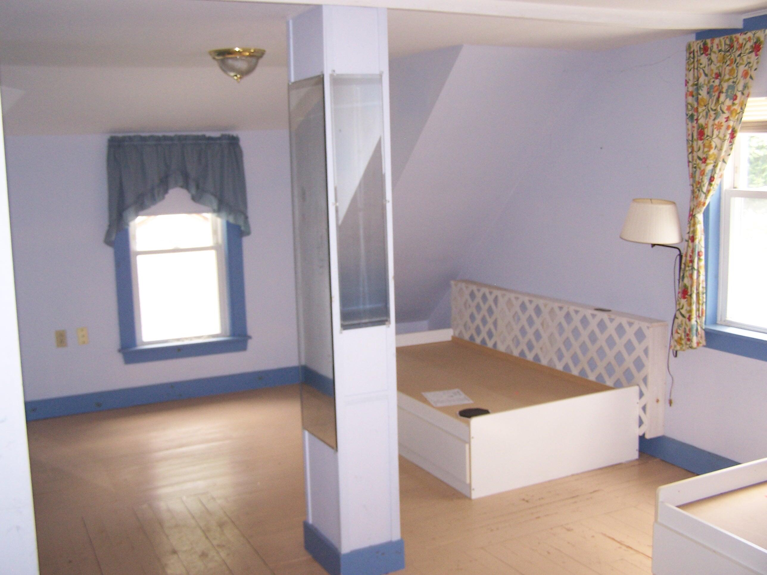 83 Elmwood Road Auburn, ME 04210 - Photo 4 of 56 103_0353