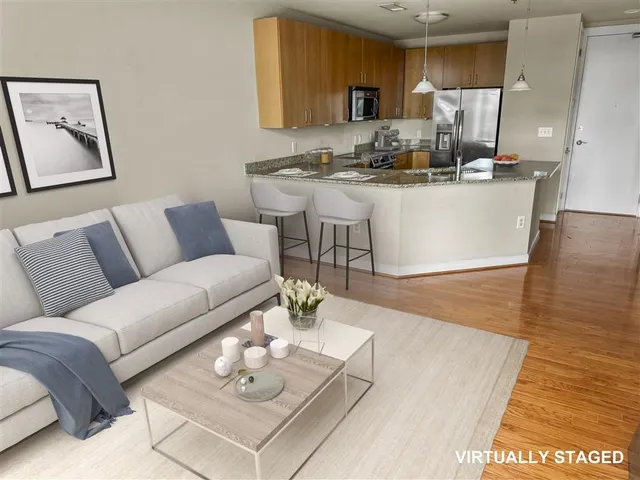 $189,900 | 711 Cosmopolitan Drive Northeast, Unit 527, Atlanta, GA 30324