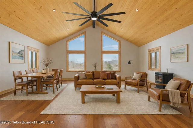 $1,495,000 | 9075 Nesting Eagles Loop, Victor, ID 83455