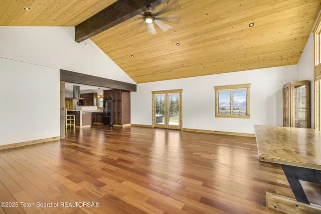 $1,495,000 | 9075 Nesting Eagles Loop, Victor, ID 83455