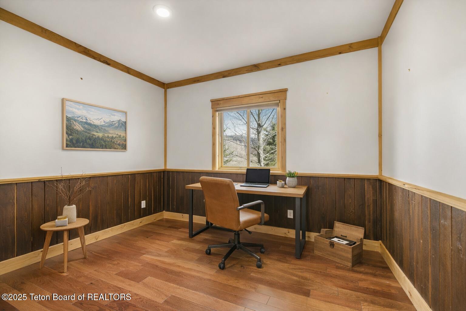 9075 Nesting Eagles Loop Victor, ID 83455 - Photo 16 of 57 9075_Office_VS