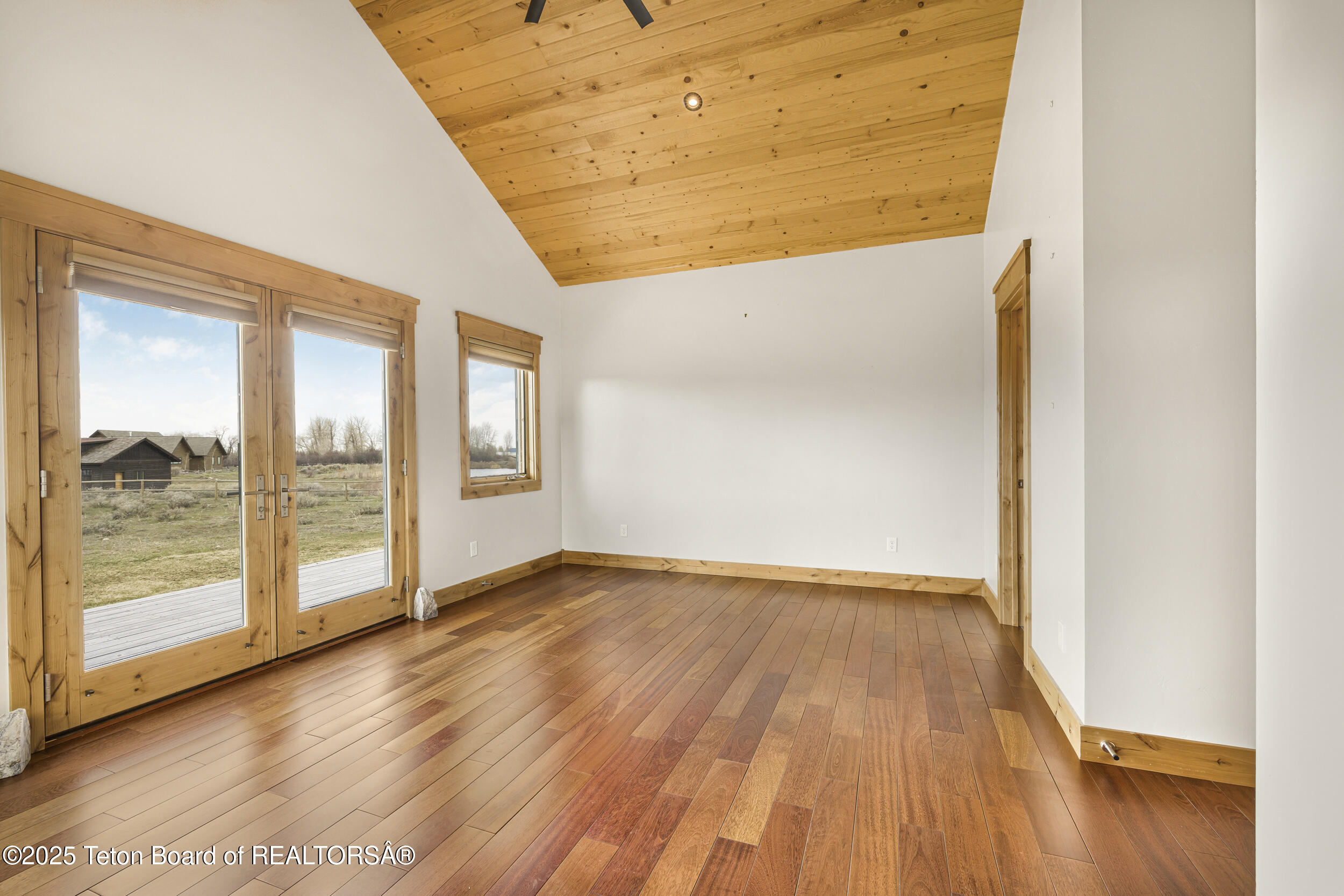 9075 Nesting Eagles Loop Victor, ID 83455 - Photo 29 of 57 13_8g5a5808